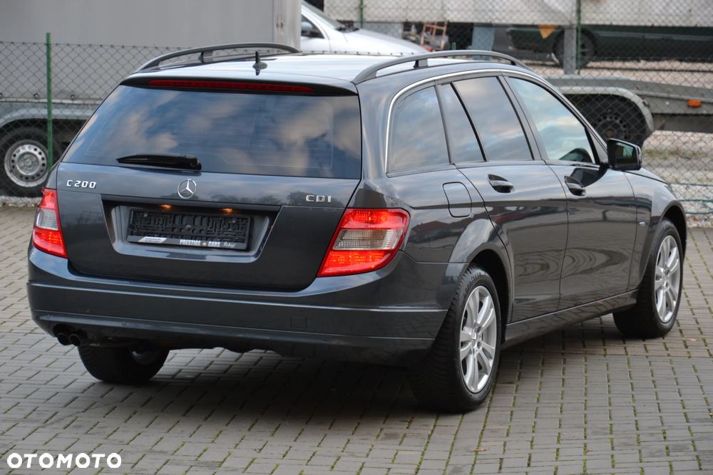 Mercedes-Benz Klasa C 200 CDI BlueEff Elegance - 11