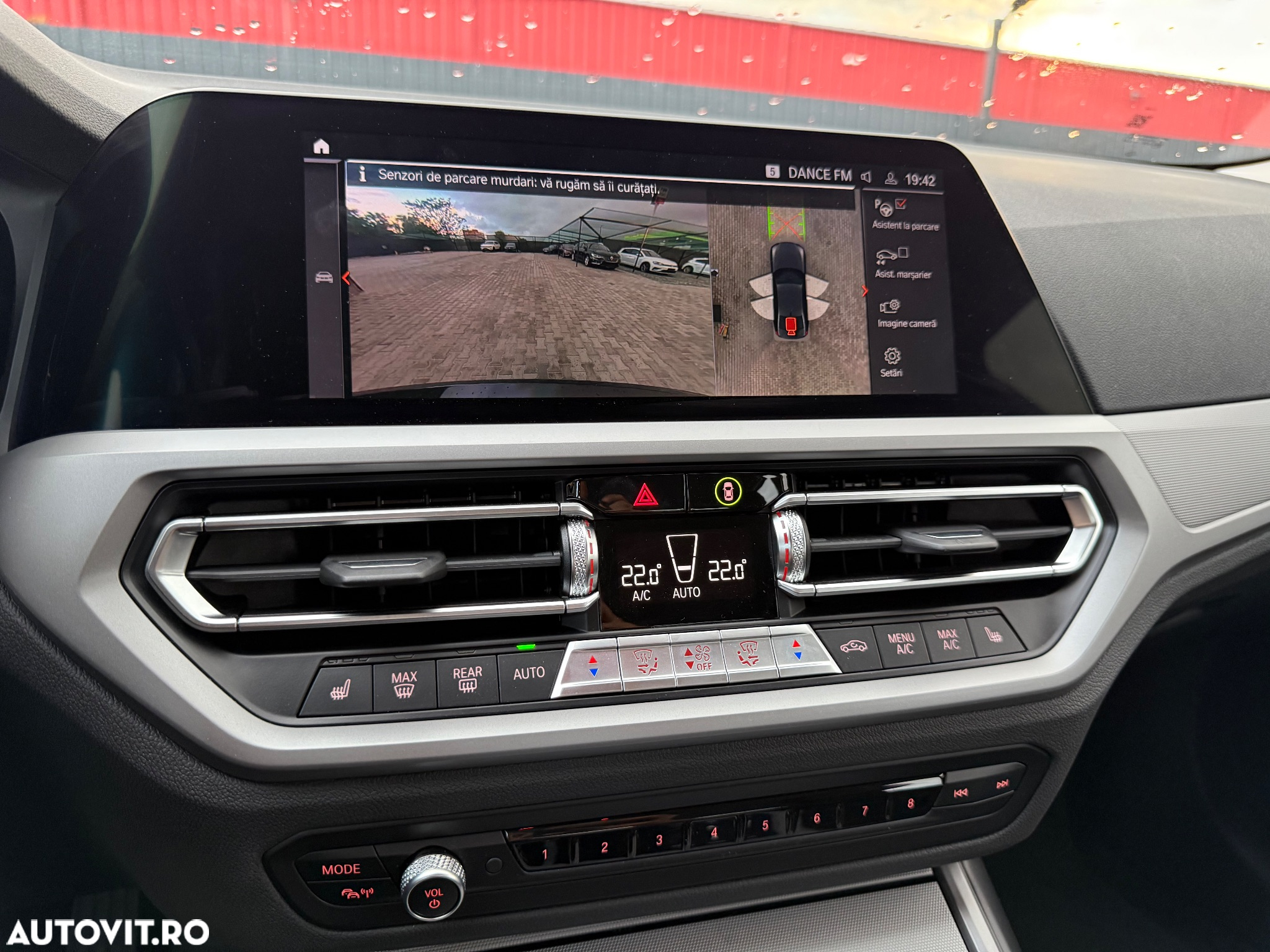 BMW Seria 3 330d Aut. Sport Line - 31