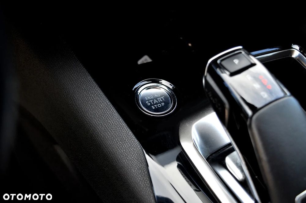 Peugeot 3008 BlueHDi 130 Stop & Start EAT8 Allure Business-Paket - 30