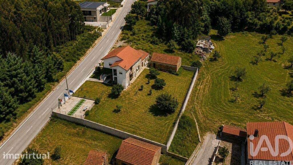 Moradia isolada em São Miguel, Santa Eufémia e Rabaçal de 240 m2 - Grande imagem: 4/36