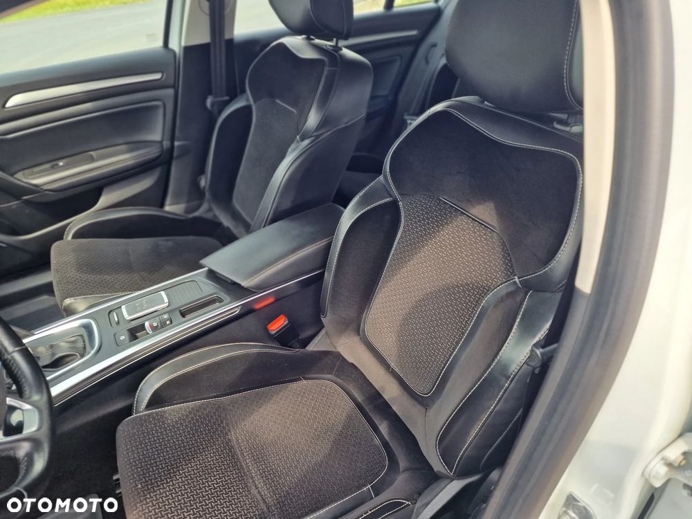 Renault Megane 1.5 dCi Bose EDC - 20