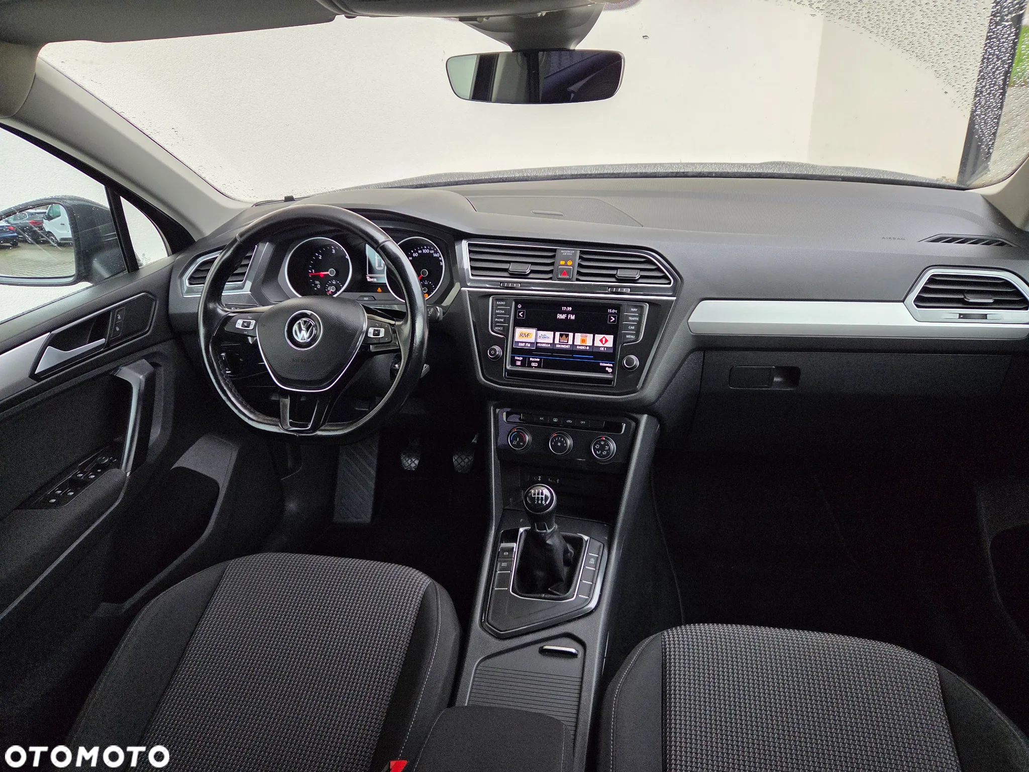 Volkswagen Tiguan - 9