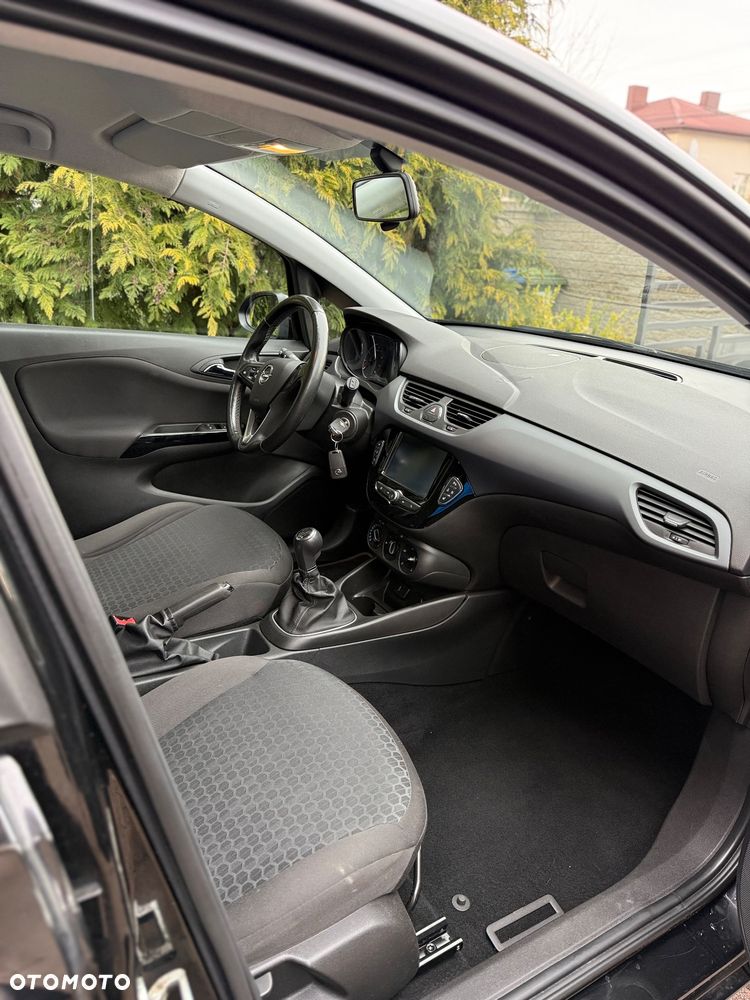 Opel Corsa 1.4 16V Cosmo - 15