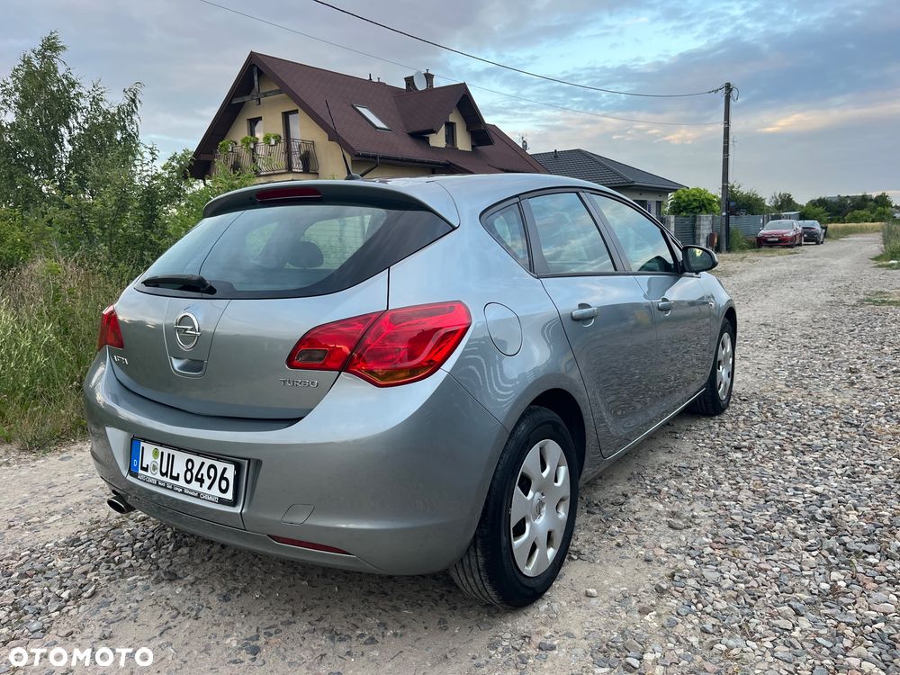 Opel Astra 1.4 Turbo Edition - 10