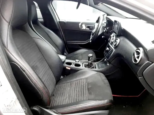 MERCEDES BENZ A180 AMG 1.5 CDi K9KF452 W176 OM607 Para Peças - Frente Completa Parachoques Parachoque Motor Espelho Interior Jantes Caixa - 3