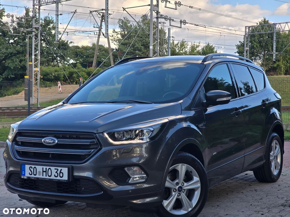 Ford Kuga 2.0 TDCi 4x4 ST-Line - 38