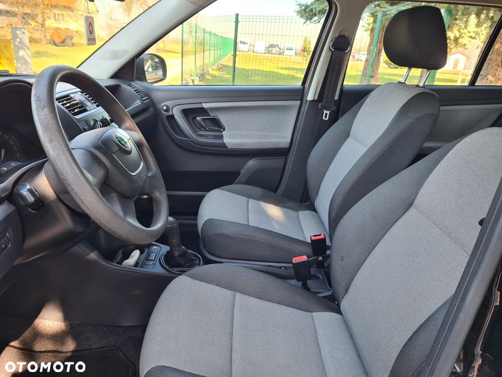 Skoda Fabia - 4