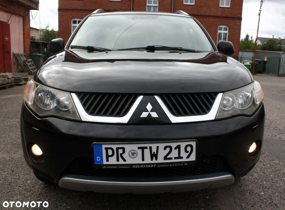 Mitsubishi Outlander - 6