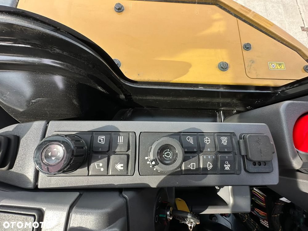 Caterpillar 302.7 CR FABRYCZNIE NOWA - 30