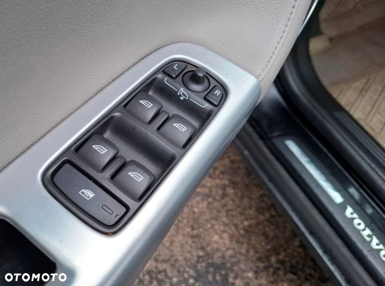 Volvo S40 2.0 Summum Euro5 - 17