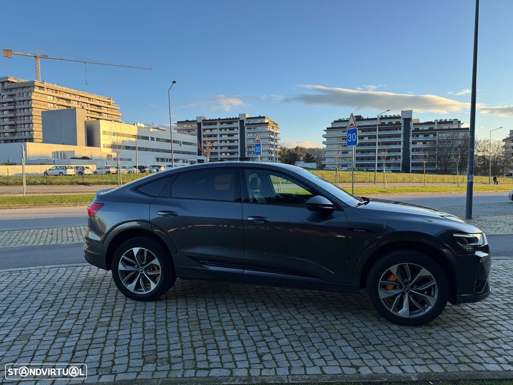 Audi e-tron 55 quattro S line - 31