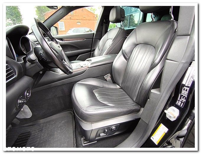 Maserati Levante Q4 Executive - 27