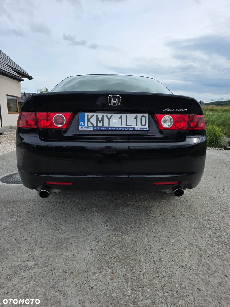 Honda Accord 2.4 Executive - 11