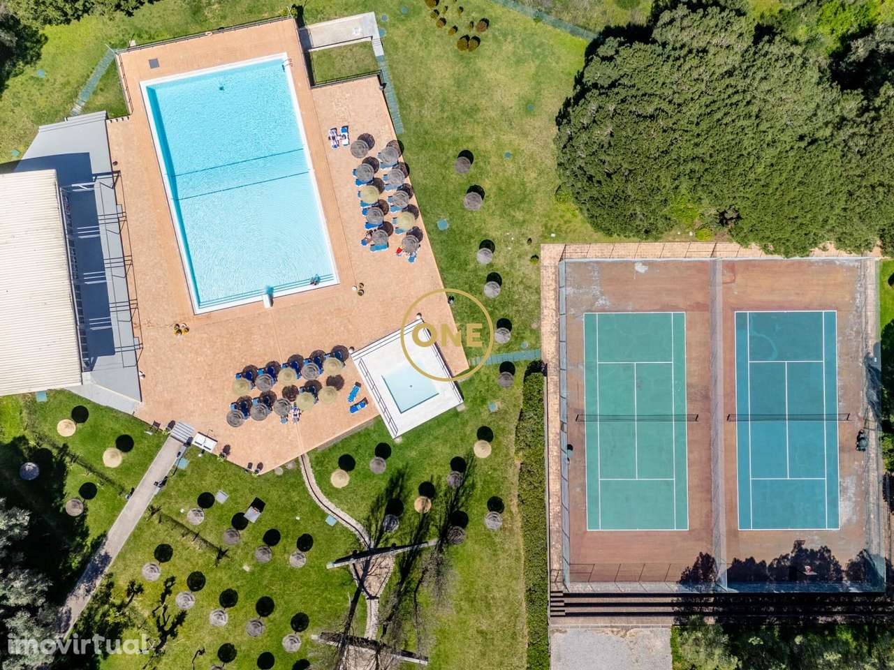 T2 com Vista Mar | Condomínio com Piscina | Estacionamento + Arrecada - Grande imagem: 4/32