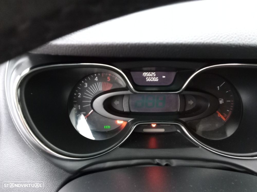 Renault Captur 1.5 dCi Exclusive - 13
