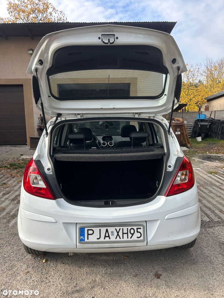 Opel Corsa - 3