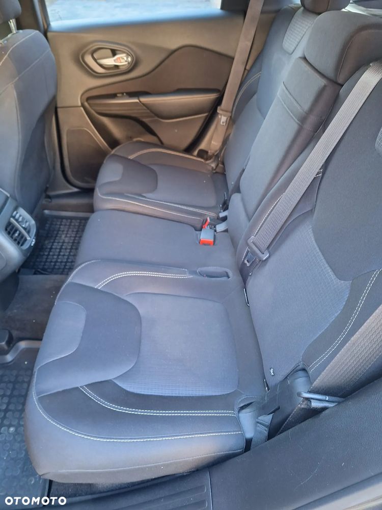 Jeep Cherokee 2.0 Multijet Longitude - 17