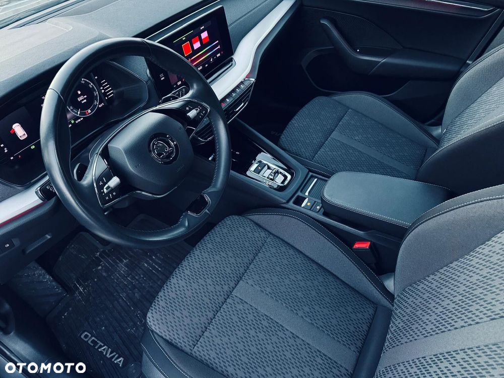 Skoda Octavia 2.0 TDI Style DSG - 12