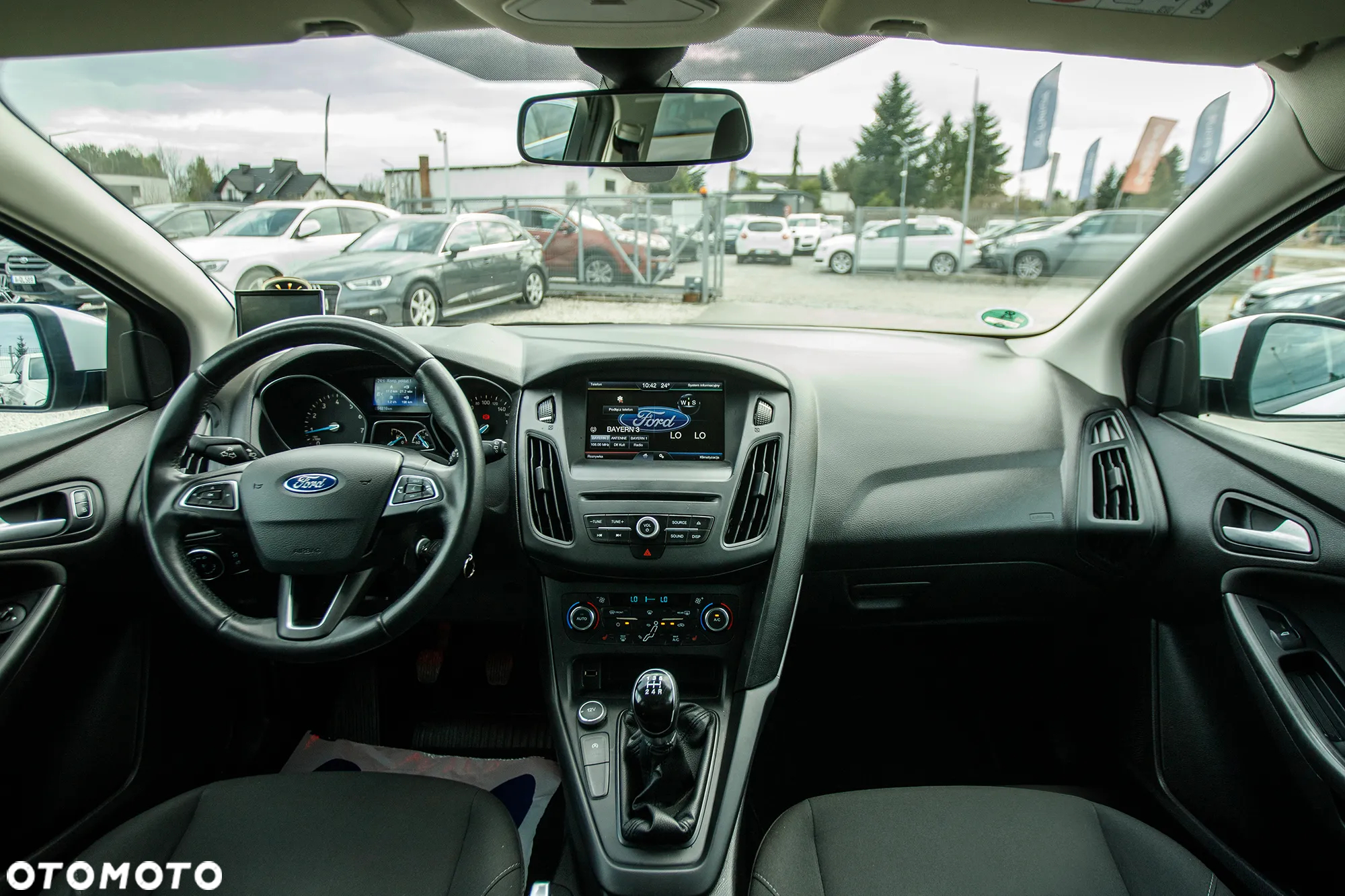 Ford Focus 1.0 EcoBoost Start-Stopp-System COOL&CONNECT DESIGN - 4