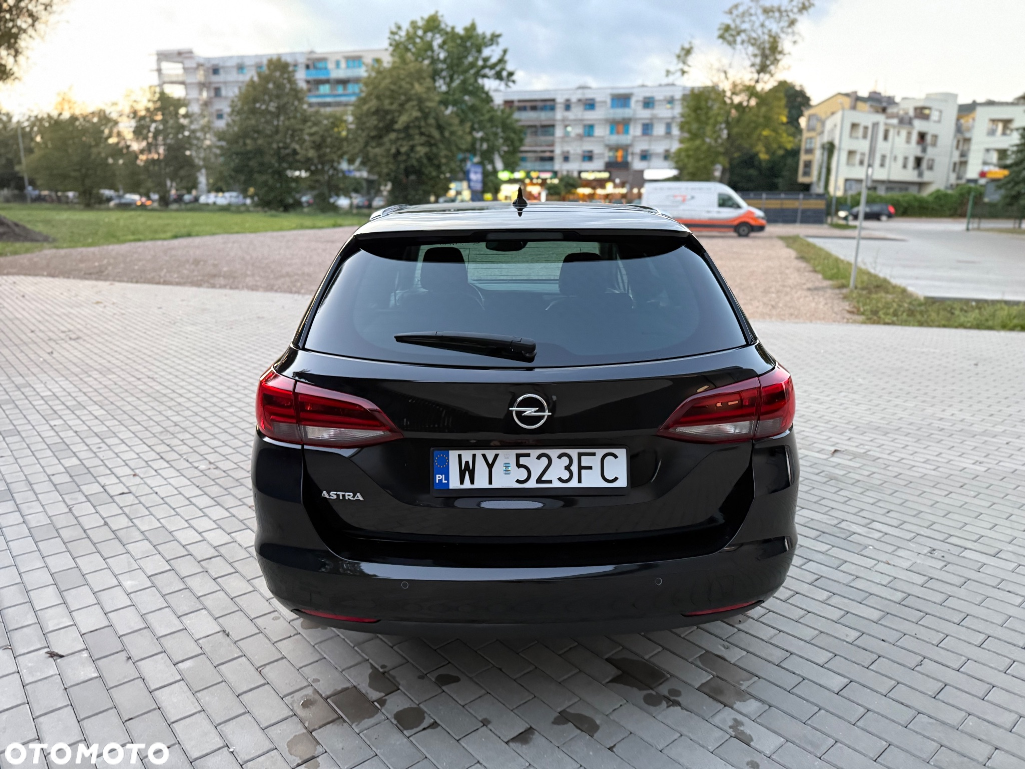Opel Astra V 1.2 T Ultimate S&S - 6