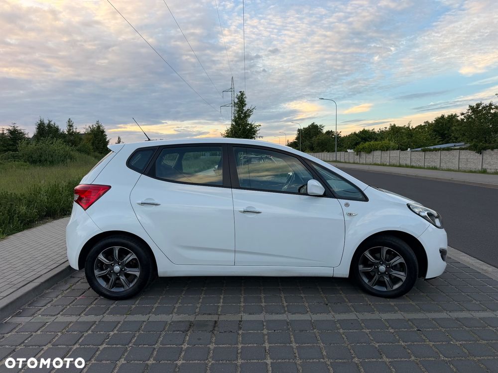 Hyundai ix20 1.6 CRDi blue YES Gold - 6