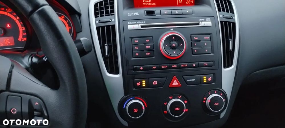 Kia Ceed 1.4 CVVT Vision - 17