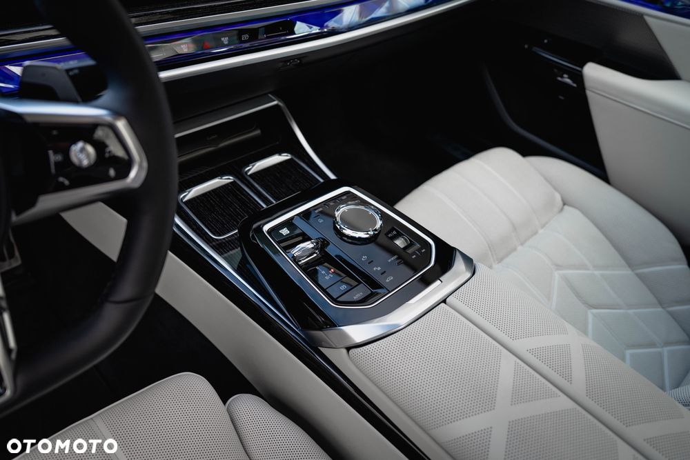 BMW Seria 7 740d xDrive mHEV M Sport sport - 15