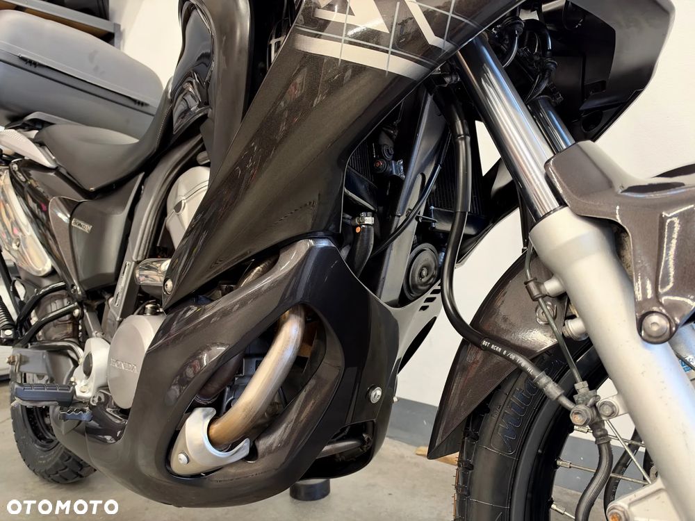 Honda Transalp - 16
