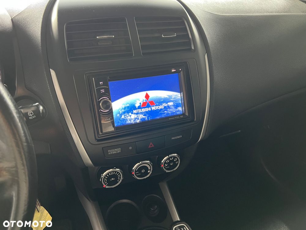 Mitsubishi ASX - 15