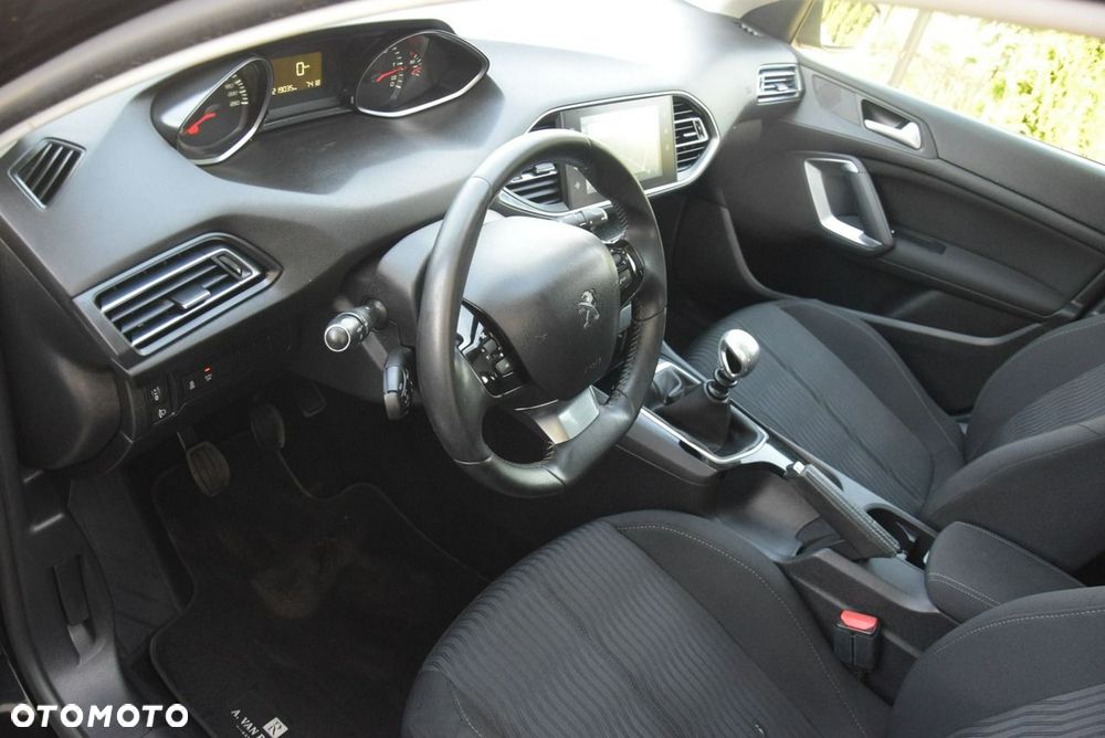 Peugeot 308 1.6 BlueHDi Active S&S - 32
