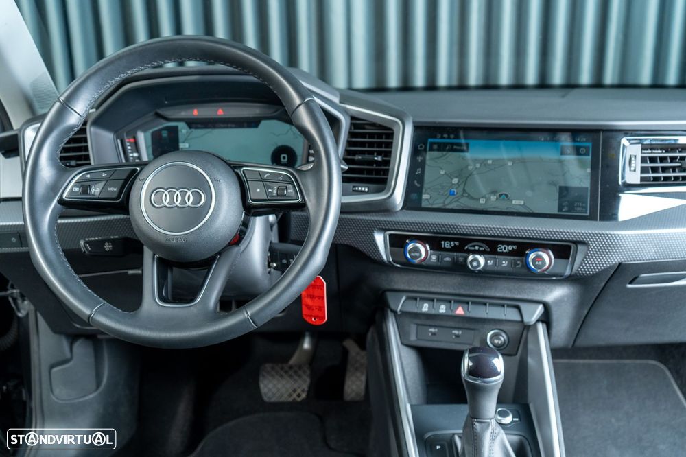 Audi A1 Sportback 30 TFSI Advanced S tronic - 11