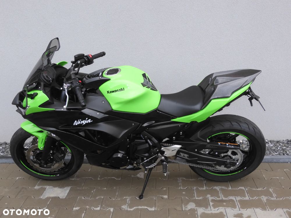 Kawasaki Ninja - 33