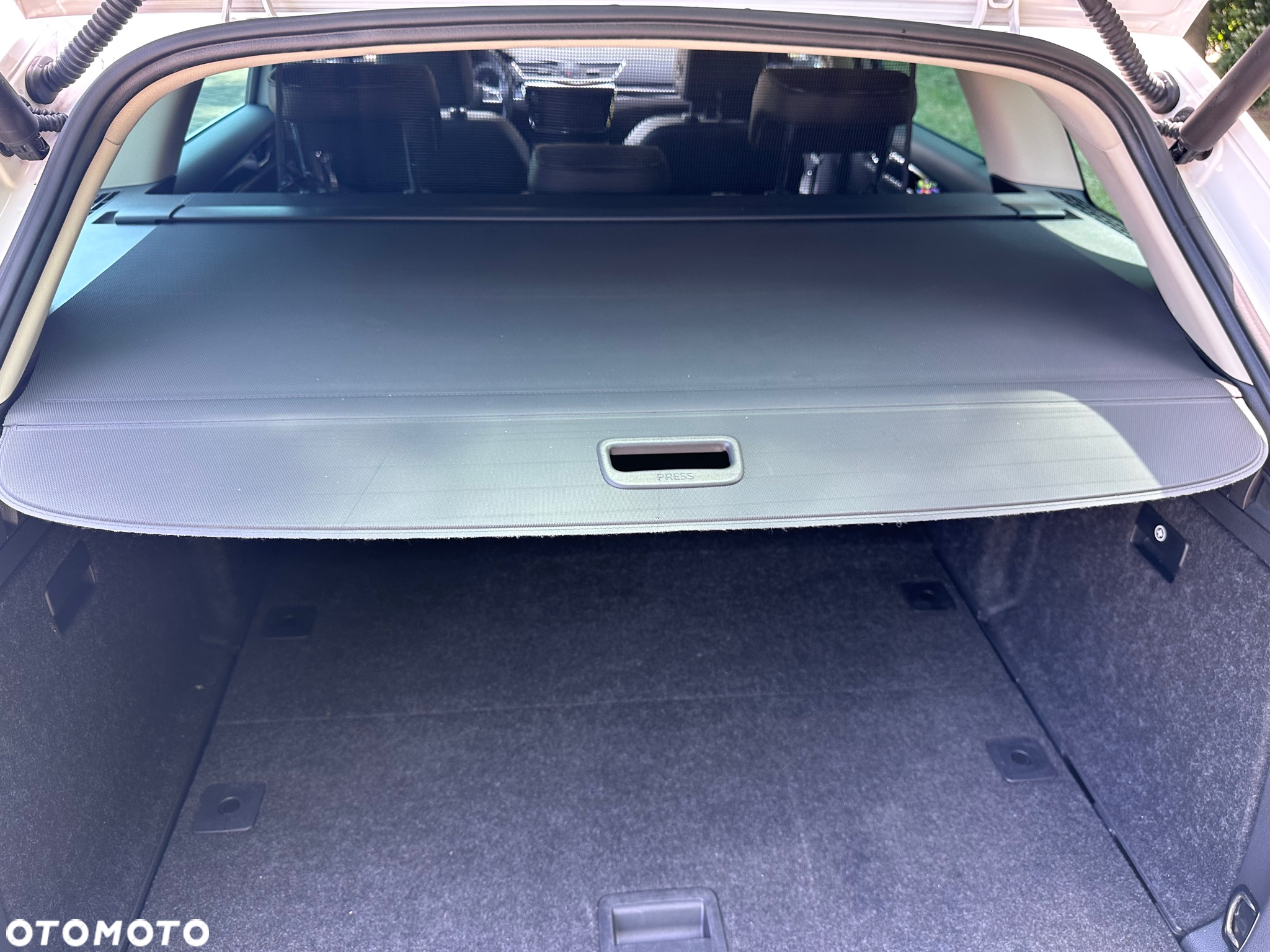 Skoda Superb 2.0 TDI L&K DSG - 10