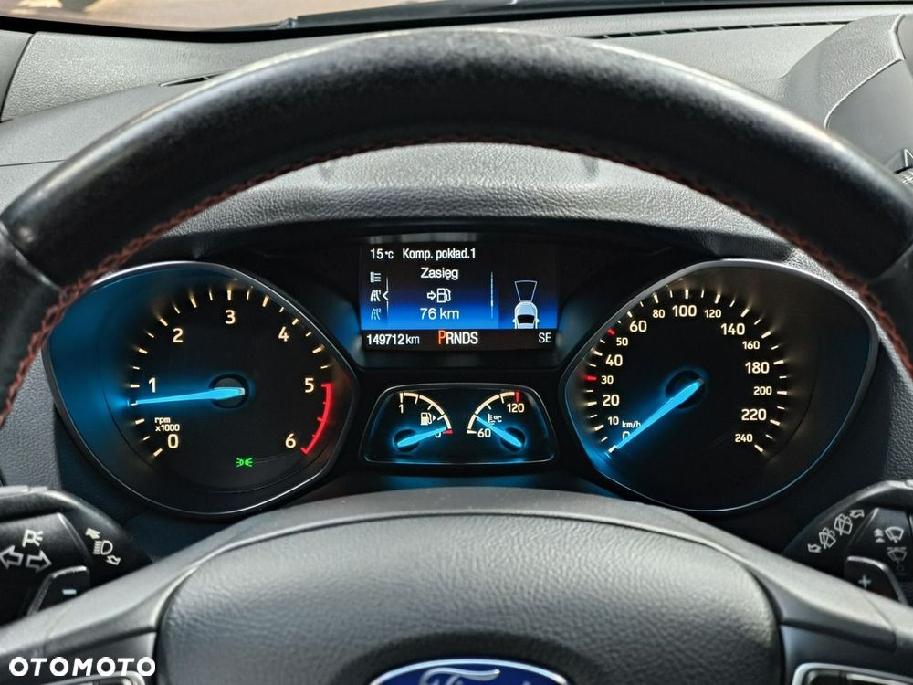 Ford Kuga - 26