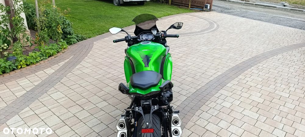 Kawasaki Z - 8