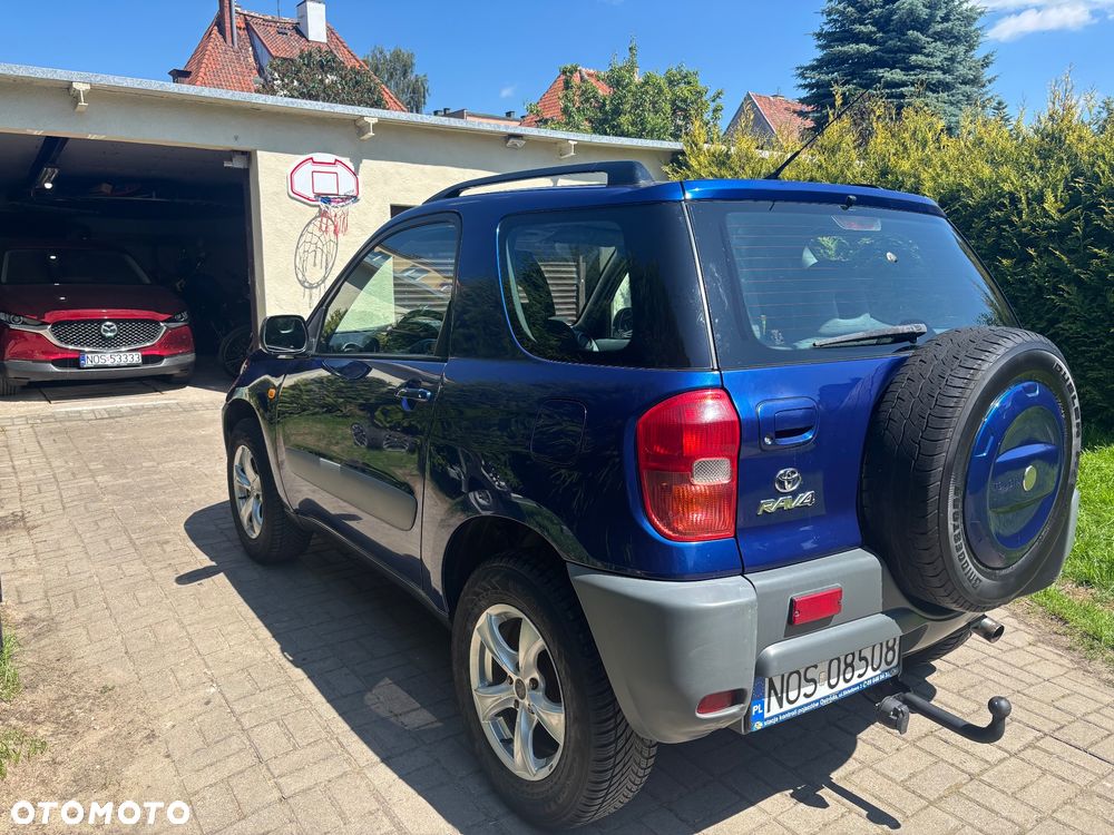 Toyota RAV4 2.0 VVT-i 4x4 - 5