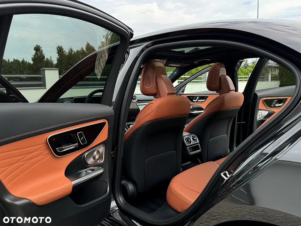 Mercedes-Benz Klasa C AMG 63 S E Performance PHEV 4-Matic - 25