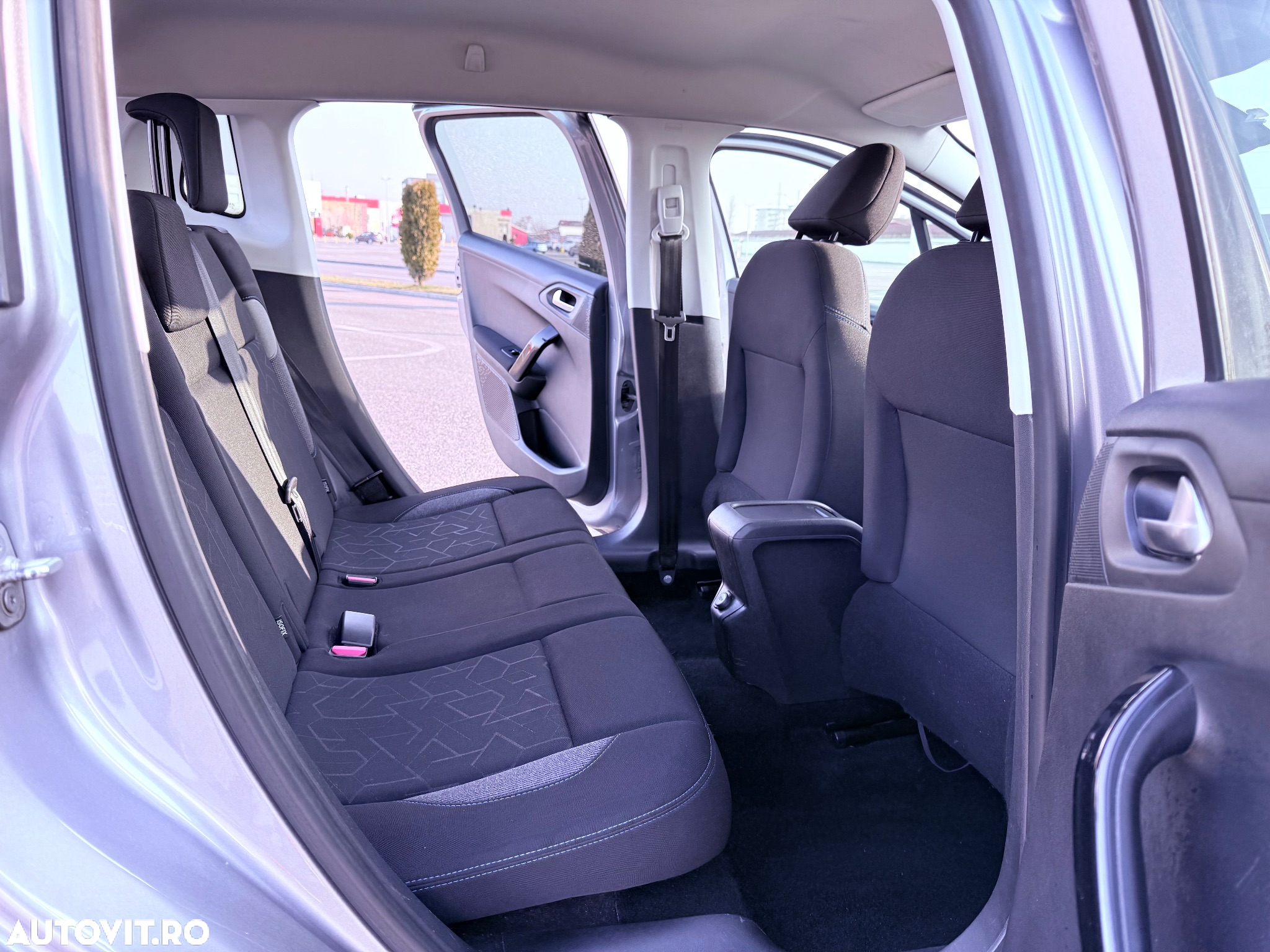 Peugeot 2008 PureTech 130 EAT8 Allure Pack - 34