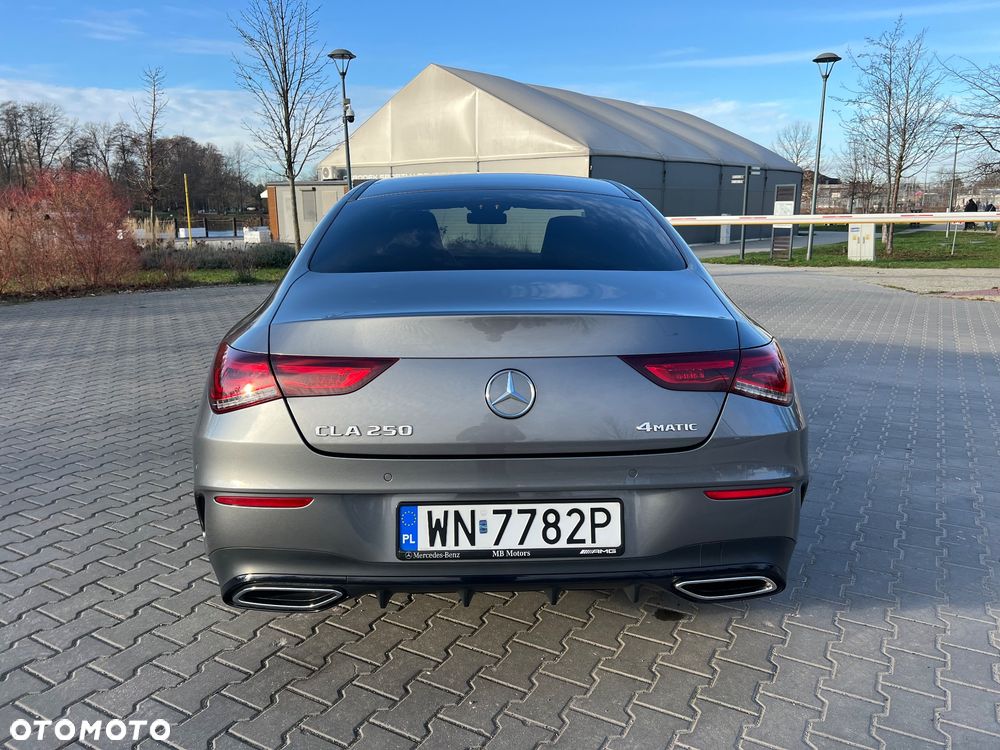 Mercedes-Benz CLA 250 4-Matic AMG Line 7G-DCT - 8