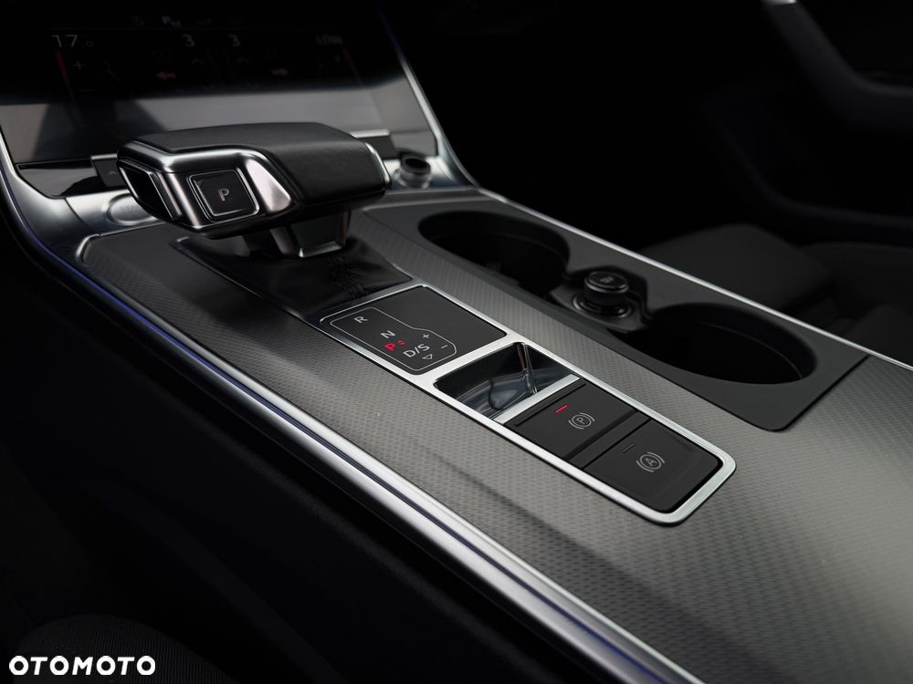 Audi A6 Avant 45 TDI quattro tiptronic sport - 34