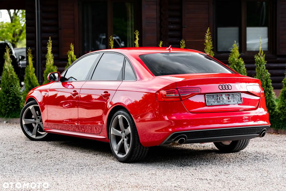 Audi A4 3.0 TDI DPF S line Sportpaket - 13