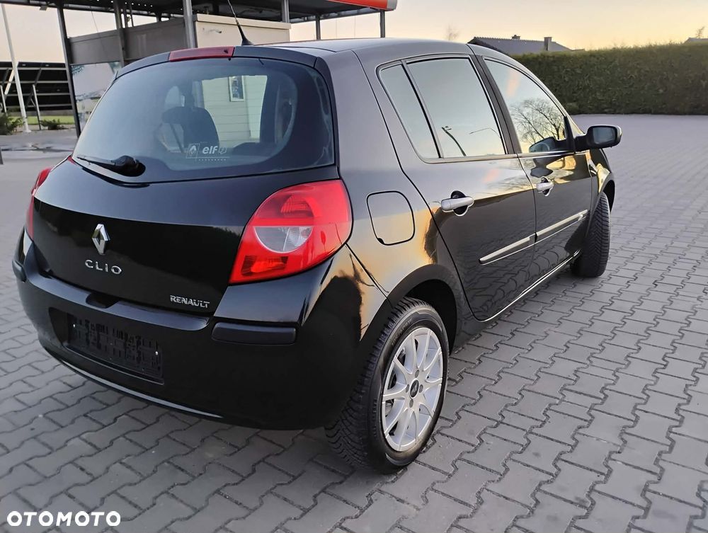 Renault Clio - 4