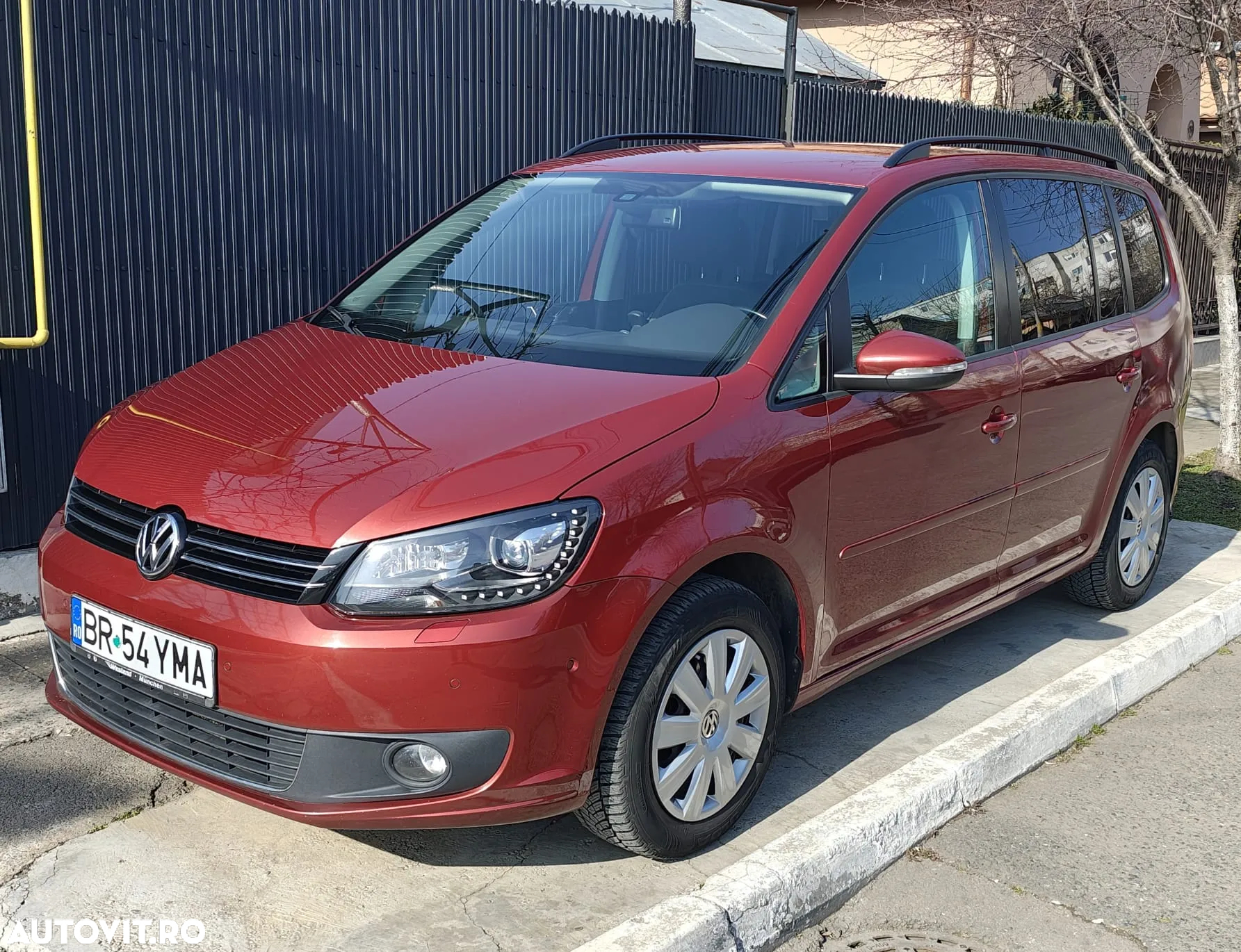 Volkswagen Touran 2.0 TDI DSG Highline - 8