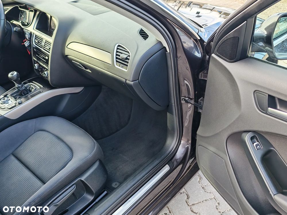 Audi A4 Limousine - 22