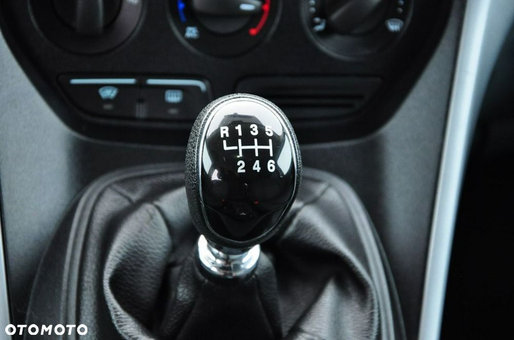 Ford C-MAX 1.6 TDCi Start-Stop-System Titanium - 34