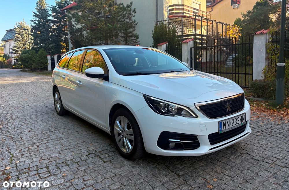 Peugeot 308 2021 photo 3