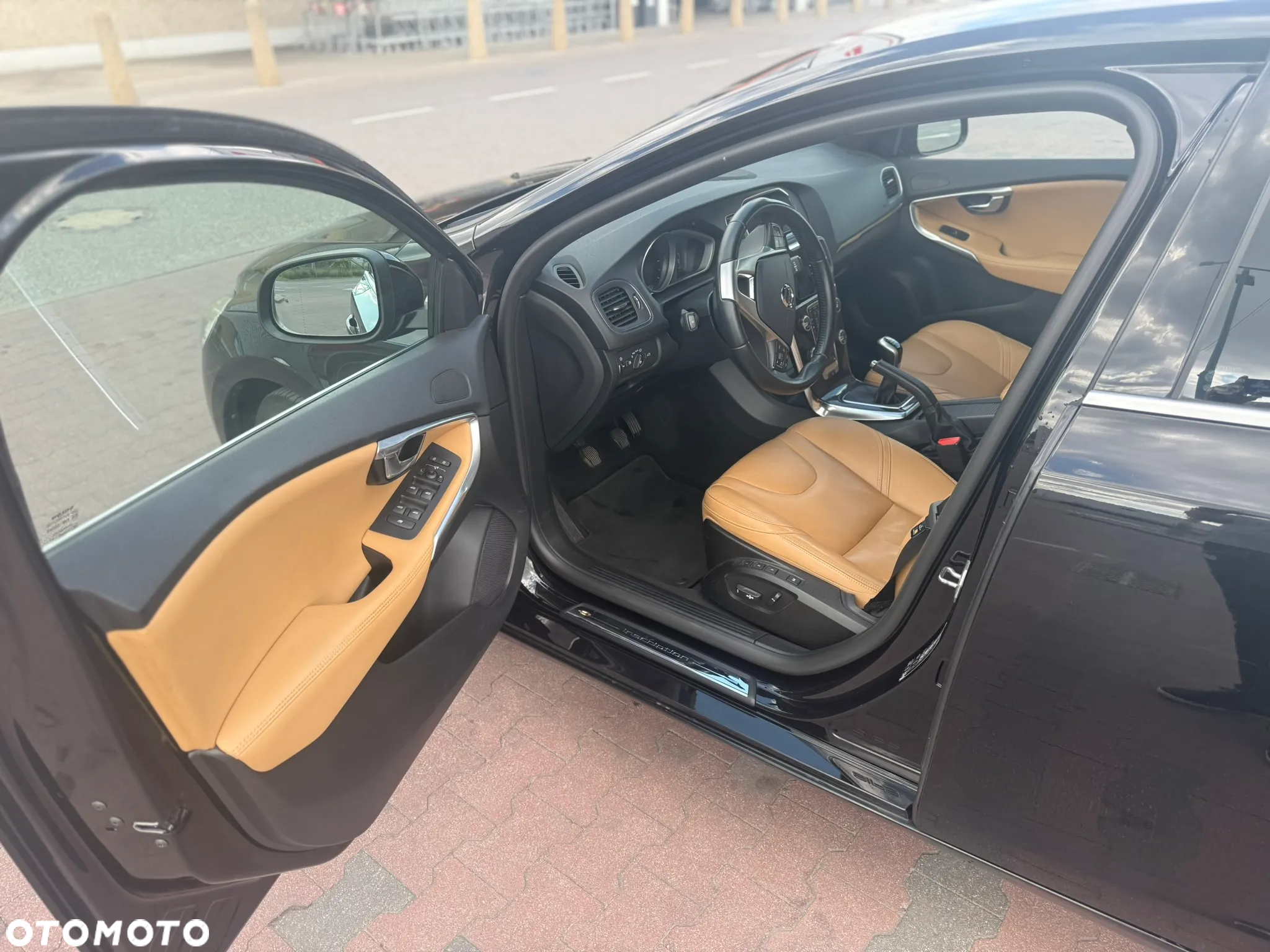 Volvo V40 D2 Inscription - 12