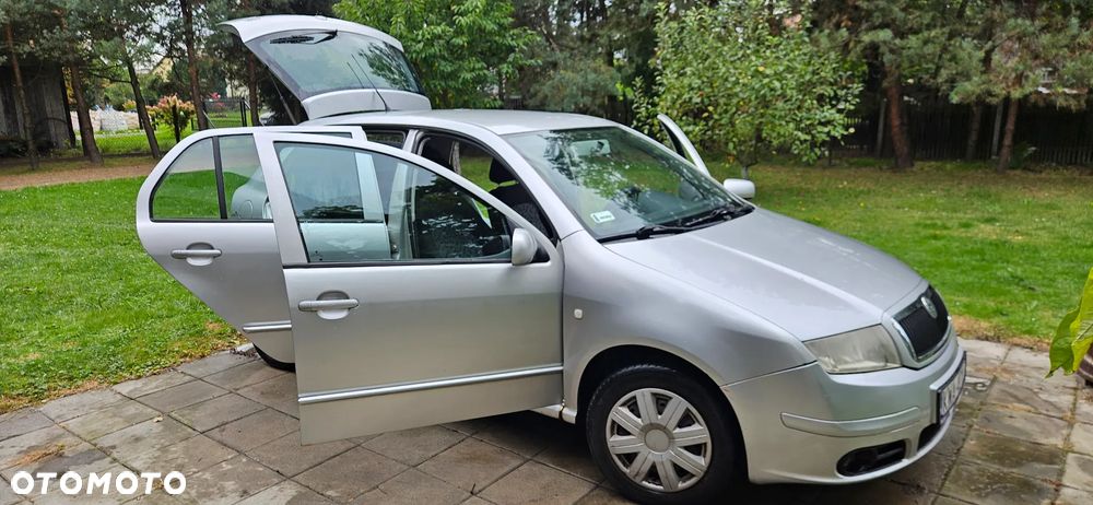Skoda Fabia 1.4 16V Ambiente - 8