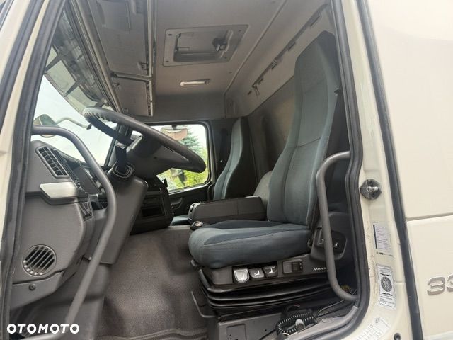 Volvo FM 330 6x2 Skrzynia 9M - 10