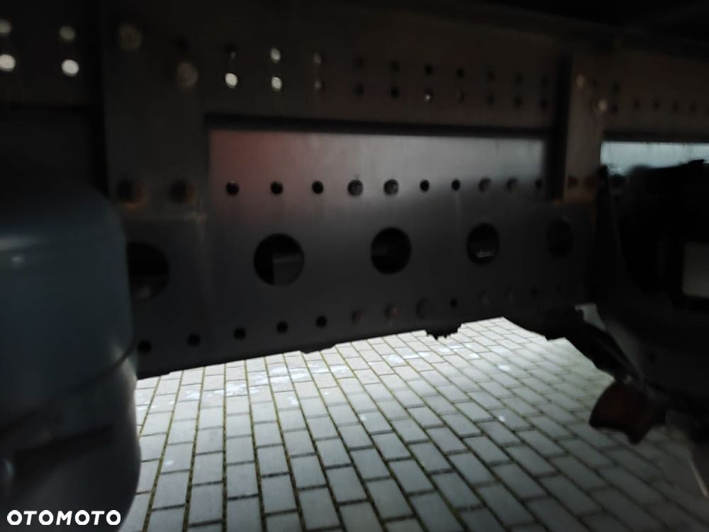 Mercedes-Benz Atego - 33